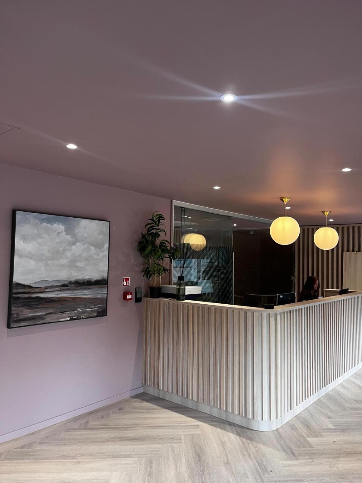 For Students Only Ensuites With Shared Kitchen At Vibrant Byrom Point Retreat With Gym, Study And Social Lounge In *