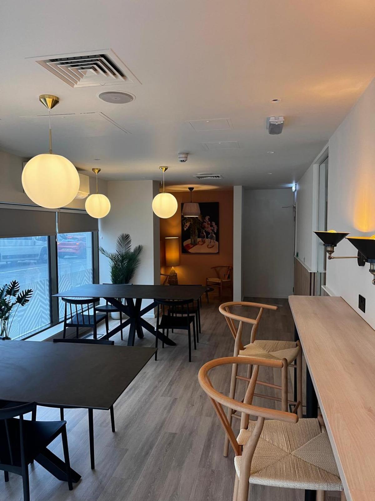For Students Only Ensuites With Shared Kitchen At Vibrant Byrom Point Retreat With Gym, Study And Social Lounge In