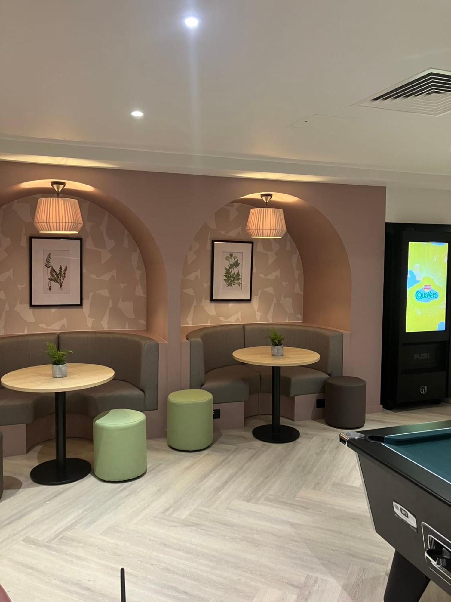 For Students Only Ensuites With Shared Kitchen At Vibrant Byrom Point Retreat With Gym, Study And Social Lounge In Apartment Liverpool